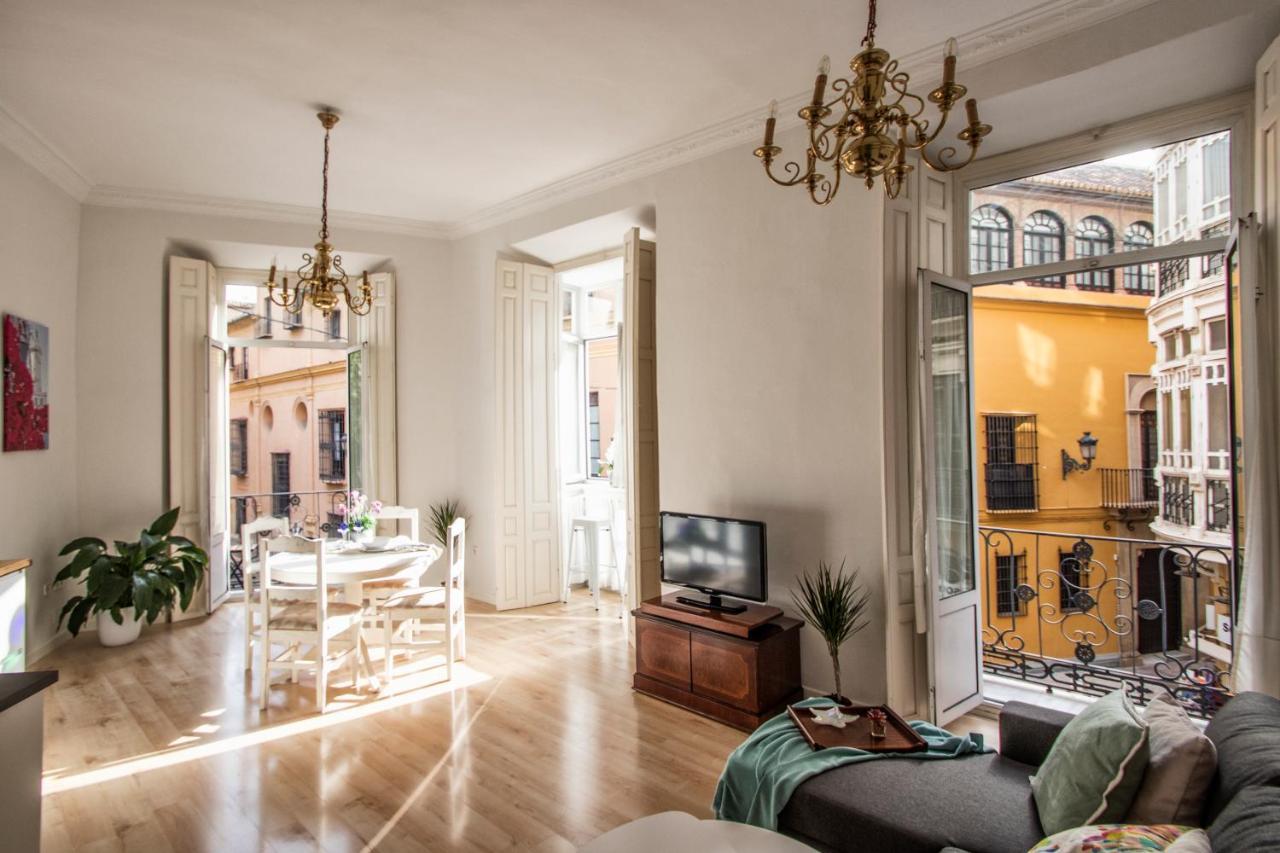 Luminoso Apartamento De Dos Habitaciones Con Vistas A Las Catedral Малага Екстериор снимка