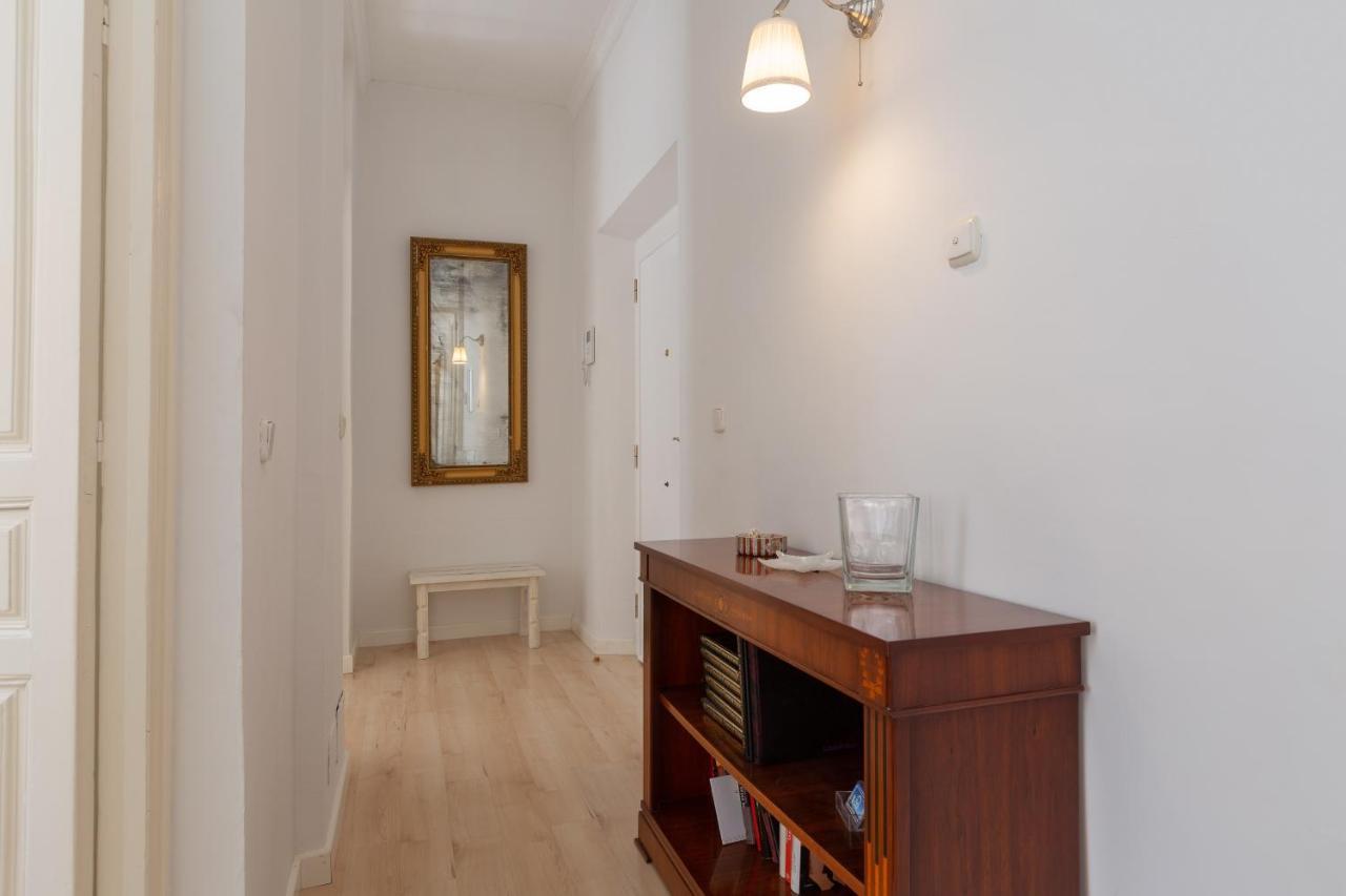 Luminoso Apartamento De Dos Habitaciones Con Vistas A Las Catedral Малага Екстериор снимка