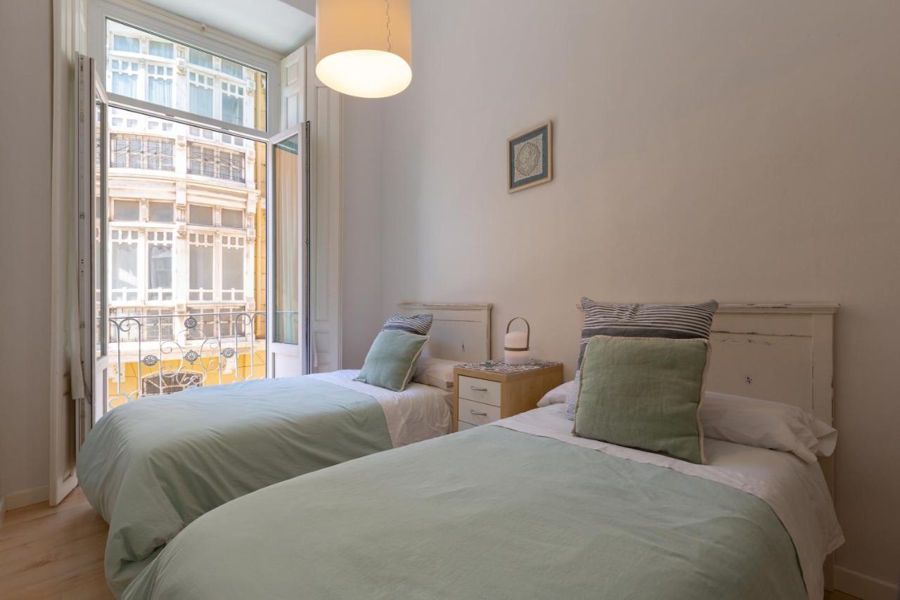 Luminoso Apartamento De Dos Habitaciones Con Vistas A Las Catedral Малага Екстериор снимка
